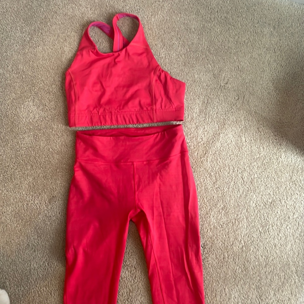 Outdoor voices workout set